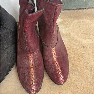 Men's Burgundy Leather Ankle Boots with Decorative Stitching